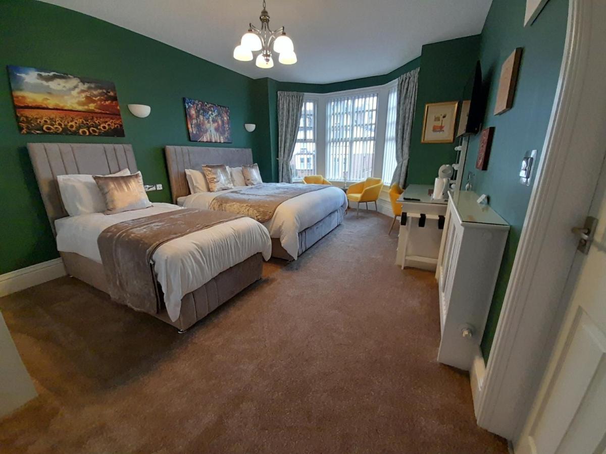 Crescent Lodge Guest House Whitby Room photo