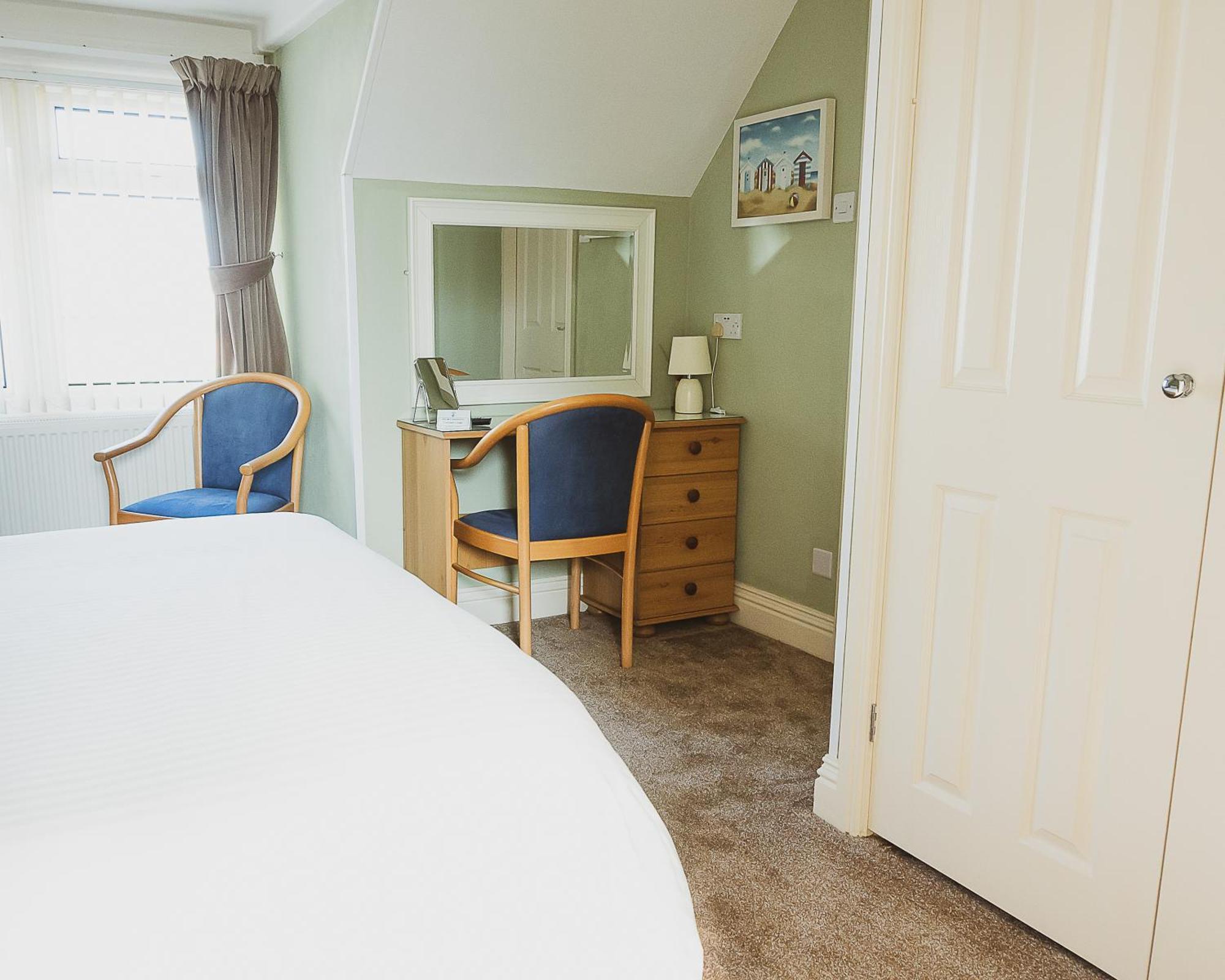 Crescent Lodge Guest House Whitby Room photo